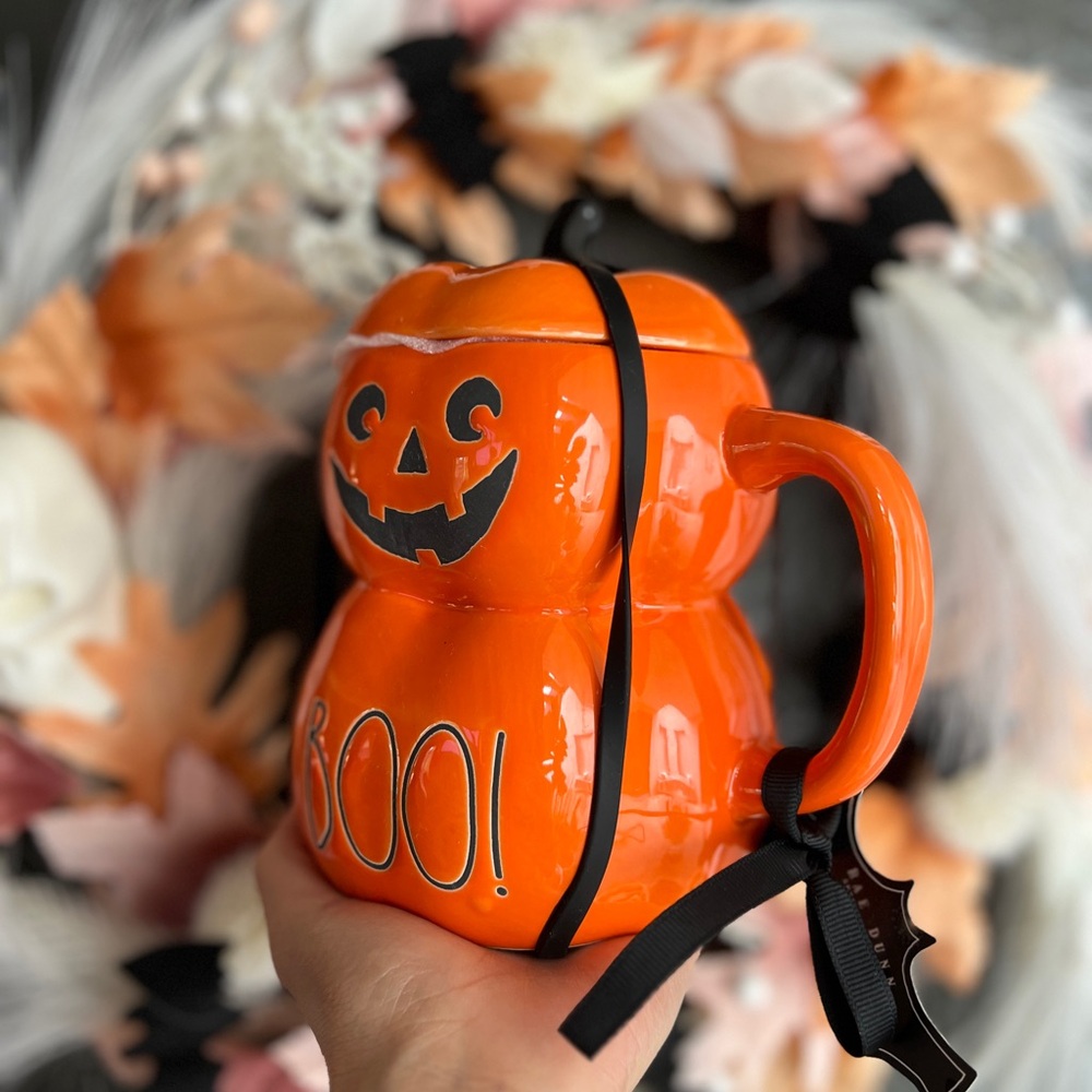 ✨NEW🎃RARE Rae Dunn 2024 Orange Pumpkin Boo Mug🖤 - Picture 4 of 9